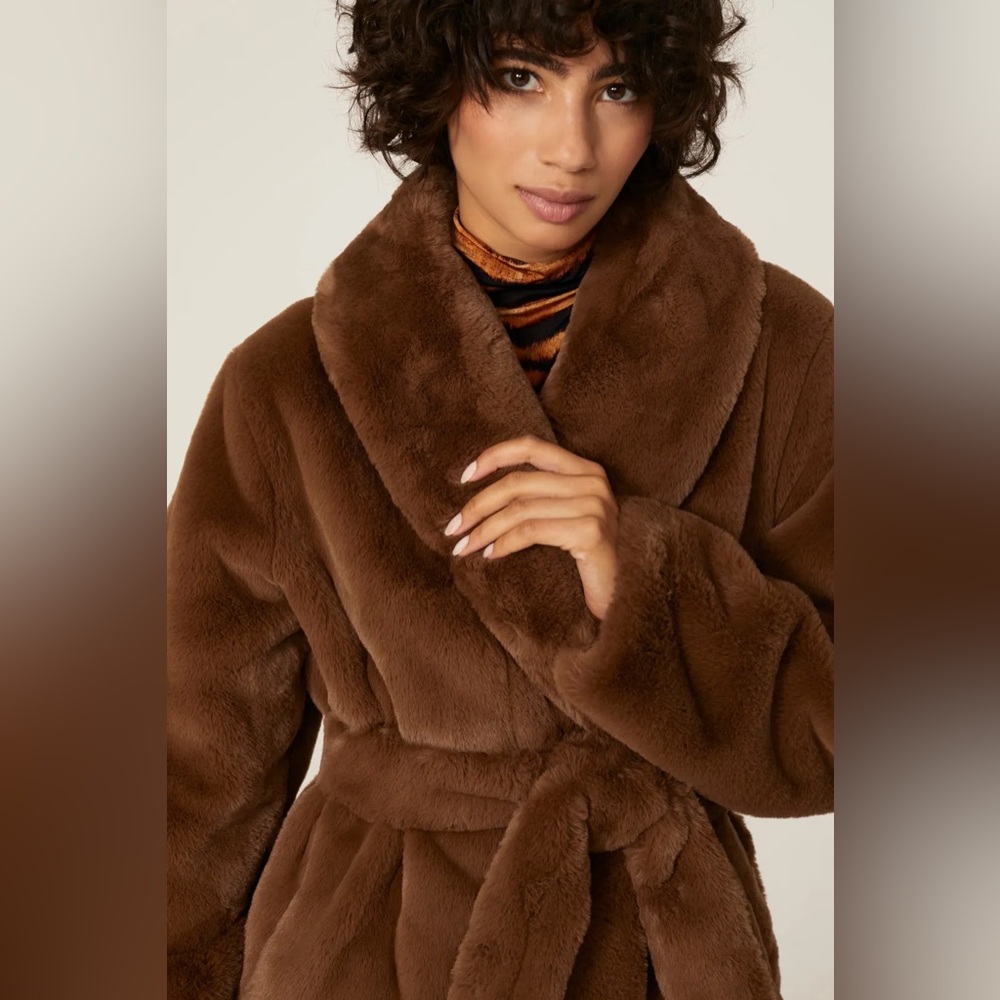 Apparis Bree Faux Fur Coat – Camel (Size XS)